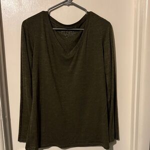 Ricki's Olive V-Neck Long Sleeve Top